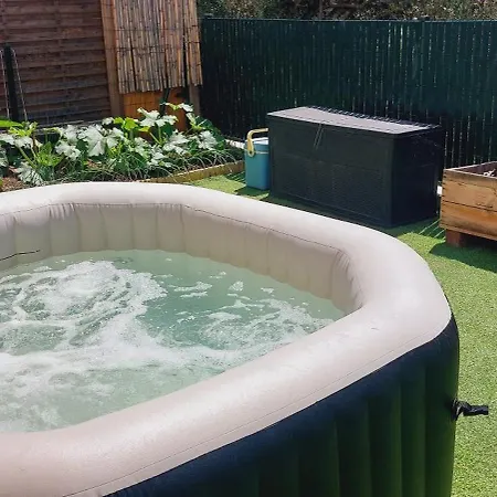 Maison T3 Duplex Avec Jacuzzi Vakantiehuis *